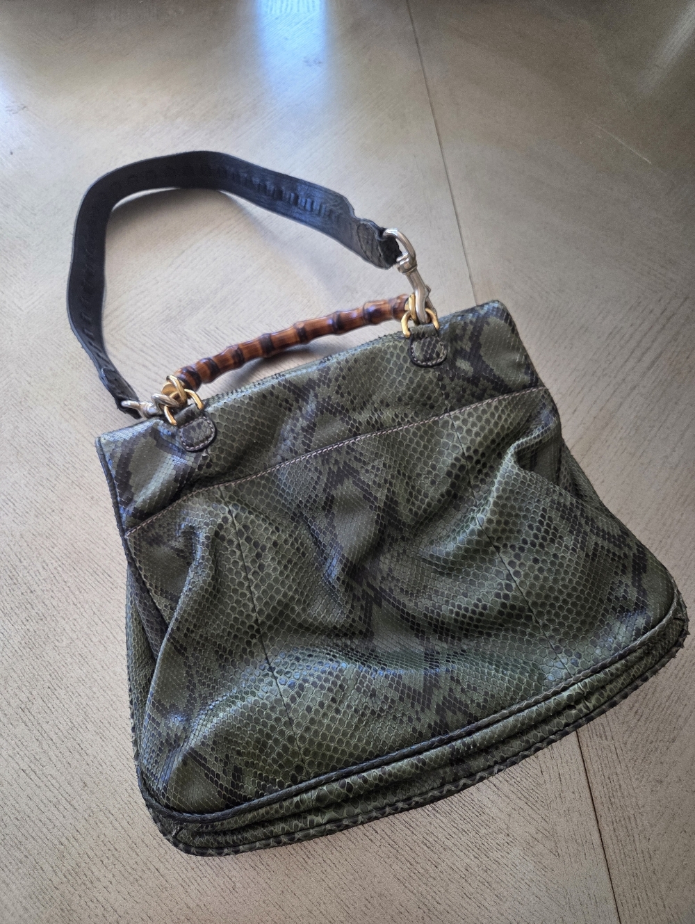 Gucci Olive Green Snake-Print Satchel with Bamboo Handle- AUTHENTIC - Picture 5 of 7